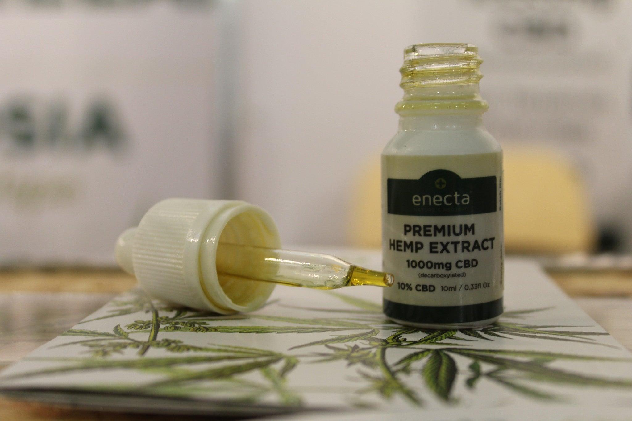 Enecta Premium Hemp Extract è un estratto naturale ad alta concentrazione di CBD (1000 mg)